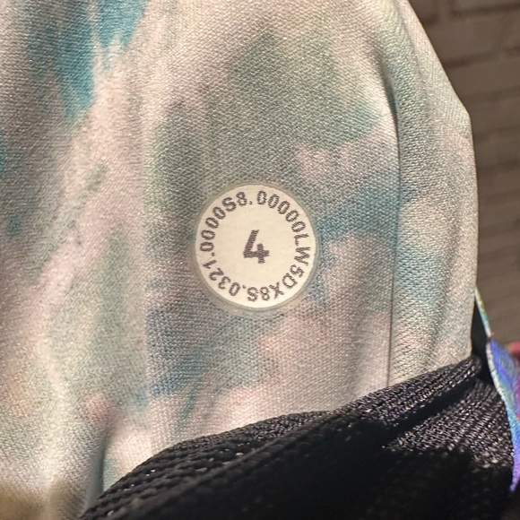 Lululemon base pace high rise leggings hyper flow pink size 4 - Picture 4 of 6